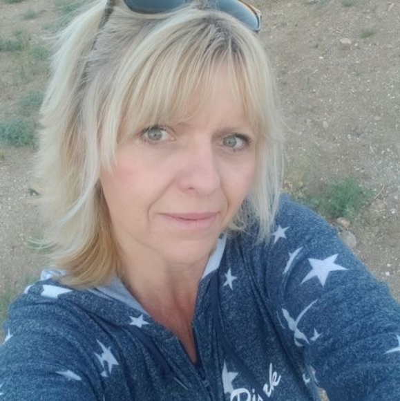 Meet your Posher, Michelle - Picture 1 of 1